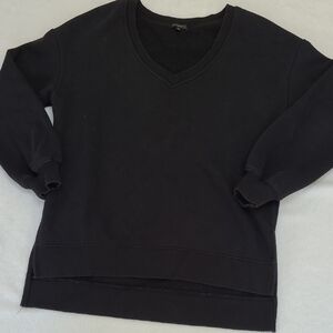 🔥 3 for $30 BUNDLE SALE 🔥Dynamite Black V-Neck Sweatshirt